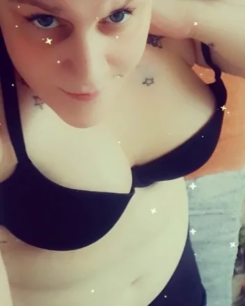 OnlyFans cuenta lizzy_x_3_x_3 header 2
