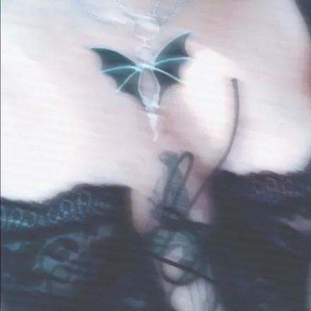 OnlyFans cuenta alisshia header 2