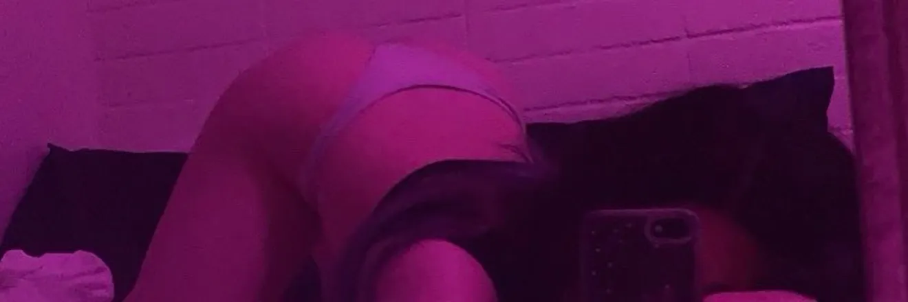 OnlyFans cuenta mika_sins header 2