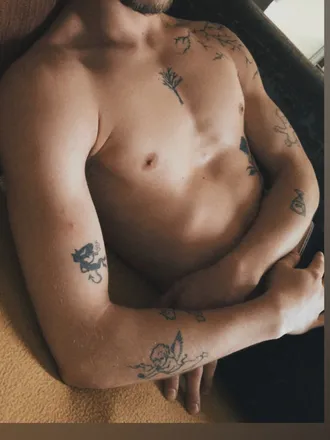 OnlyFans cuenta alexmodel05 header 2