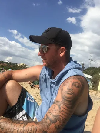 OnlyFans cuenta dadbod006 header 2