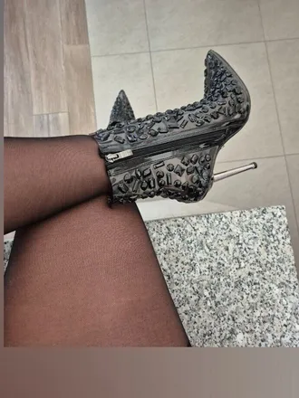 OnlyFans cuenta undermyfeet21 avatar 1