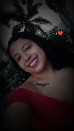 OnlyFans cuenta celenaupegui avatar 1