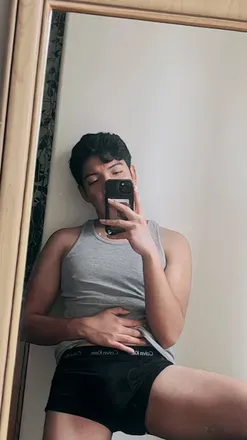 OnlyFans cuenta yivithoc avatar 1