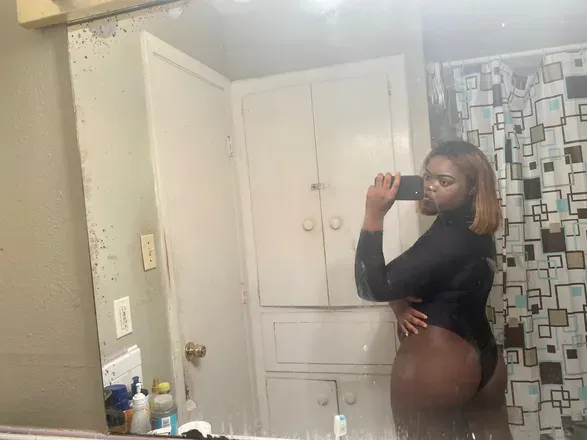 OnlyFans cuenta prettyass.kenn avatar 1