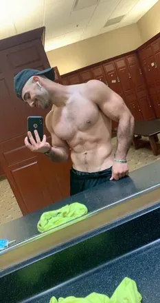 OnlyFans cuenta gio_babyyy header 2