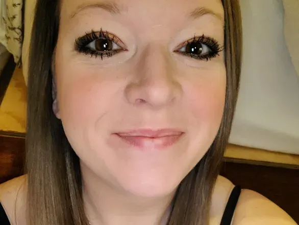 OnlyFans cuenta ellymae3 header 2