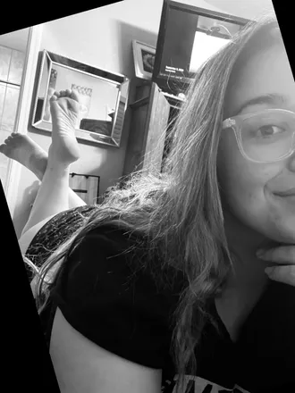 OnlyFans cuenta elliedeee28 header 2