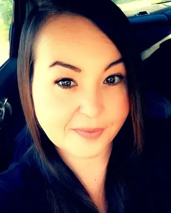 OnlyFans cuenta prettybrowneyes1978 avatar 1