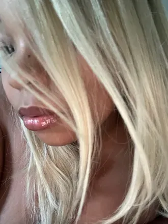 OnlyFans cuenta mflia avatar 1