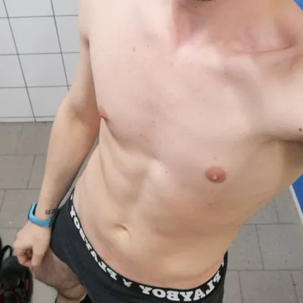 OnlyFans cuenta mlody_szybki header 2