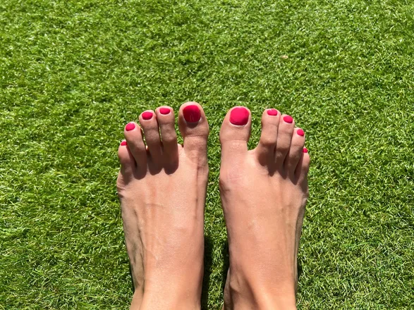 OnlyFans cuenta makitafeet header 2