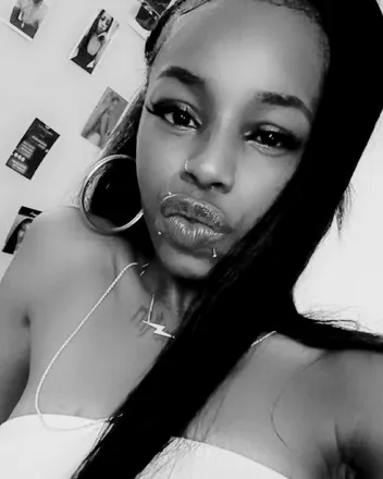 OnlyFans cuenta u245683371 previous_avatars_1 3