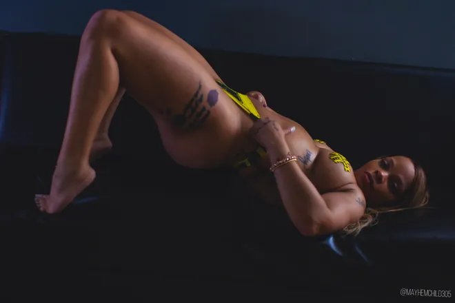 OnlyFans cuenta ruelynn_riot header 2