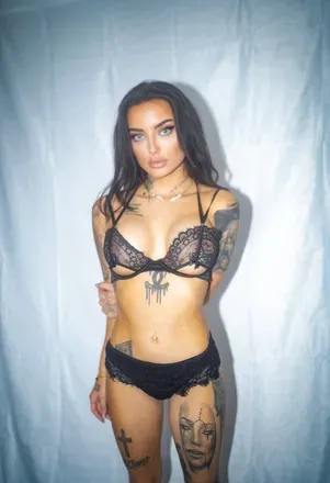 OnlyFans account  cherryrebelle avatar 1