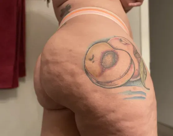 OnlyFans cuenta peachezandkream header 2