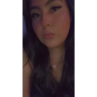 OnlyFans of sweetasshoneyyy