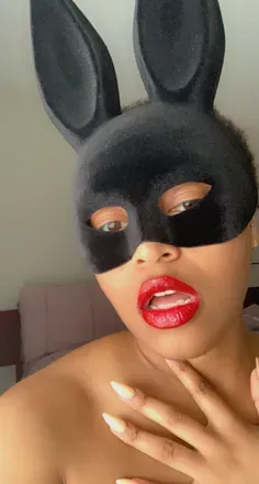 OnlyFans account  anaughtymiss avatar 1