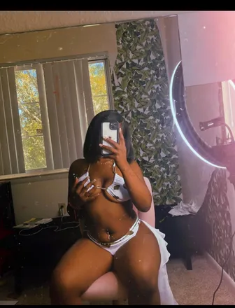 OnlyFans cuenta sunnkisseddtv header 2