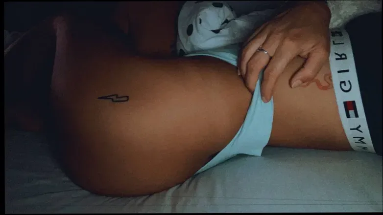 OnlyFans cuenta youremmaquinn header 2