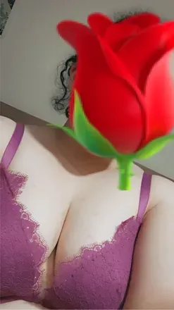 OnlyFans account  megrosette avatar 1