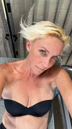 OnlyFans cuenta lynettespage header 2