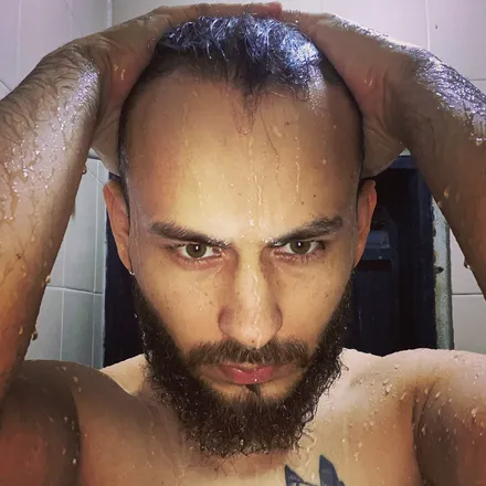 OnlyFans cuenta aryra header 2