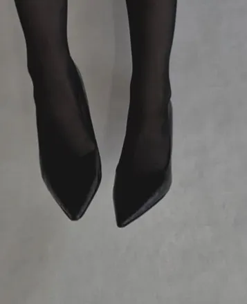 OnlyFans cuenta amberhotfeet1 header 2