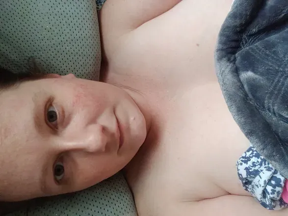 OnlyFans cuenta goddessemilady header 2