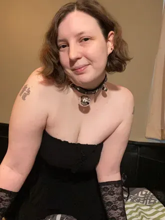 OnlyFans cuenta raynereadserotica avatar 1