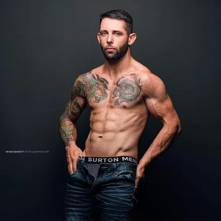 OnlyFans cuenta mrdelicious91 header 2