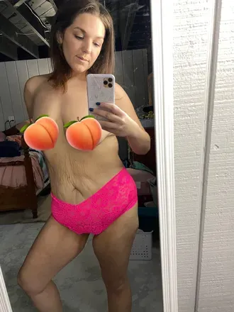 OnlyFans cuenta playfulpeach4343 avatar 1