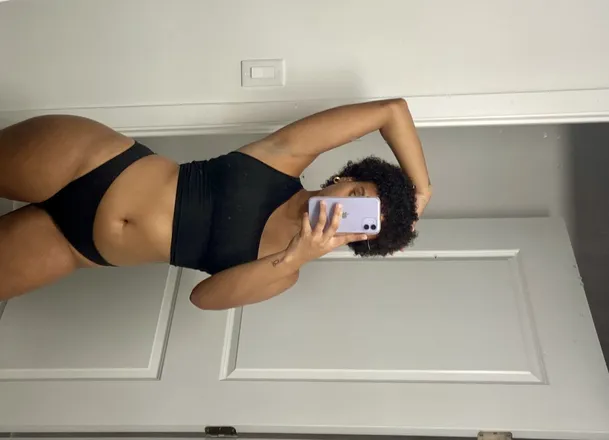 OnlyFans cuenta anaisafterhours header 2