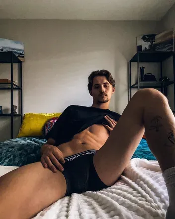 OnlyFans cuenta daddyarisin header 2