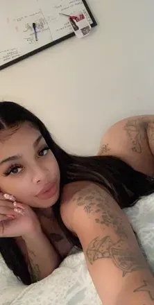 OnlyFans cuenta alexbae header 2