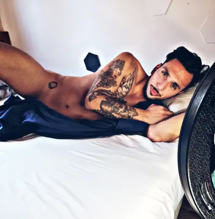 OnlyFans cuenta by_andrey header 2