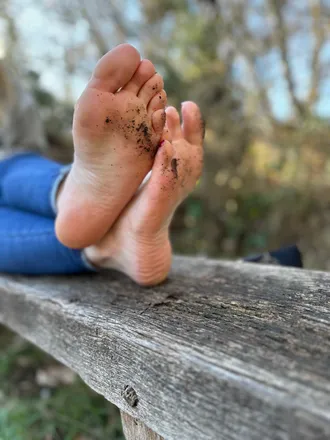 OnlyFans cuenta feed_yoursoles header 2
