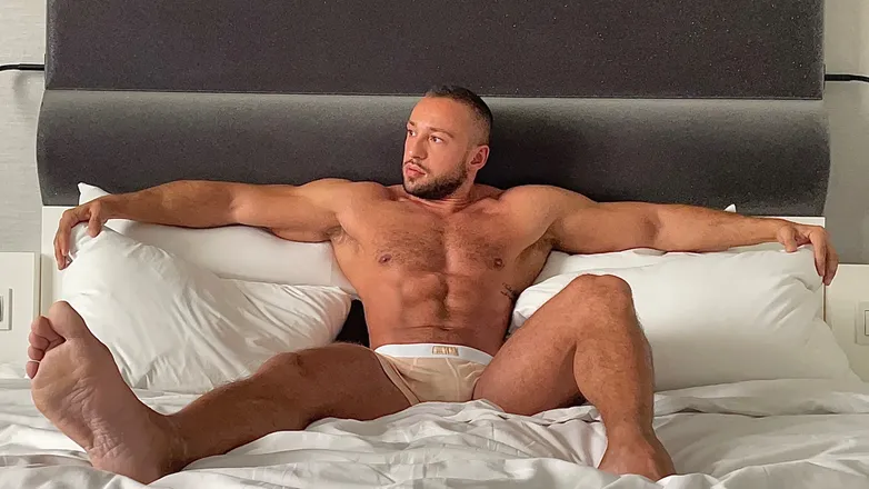 OnlyFans cuenta alphamusclemas2 header 2