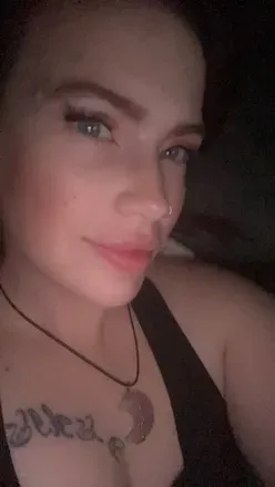 OnlyFans cuenta strawberrykittaykat header 2