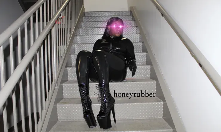 OnlyFans cuenta shinywetbee avatar 1