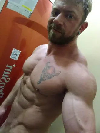 OnlyFans cuenta vikingstrong header 2