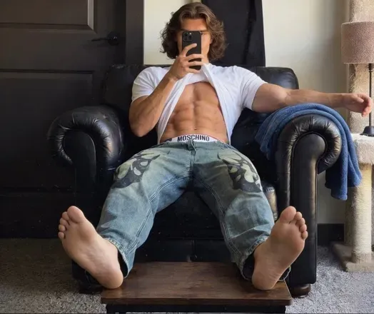 OnlyFans cuenta julian_twink avatar 1