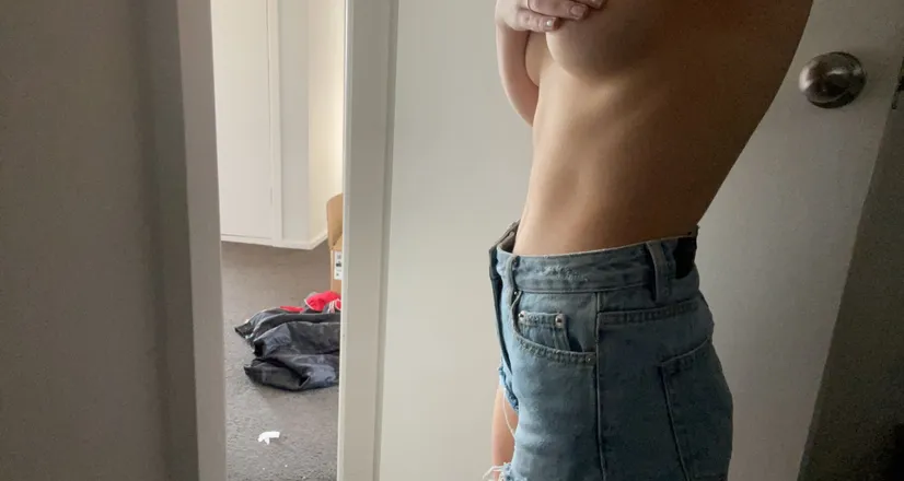 OnlyFans cuenta yobibobi header 2