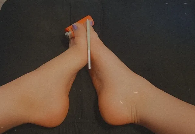 OnlyFans cuenta ticklemetina header 2