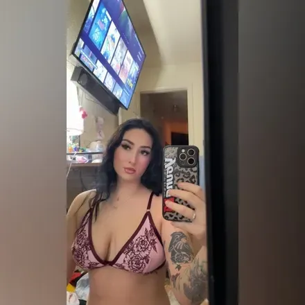OnlyFans cuenta sarahlynn01 header 2