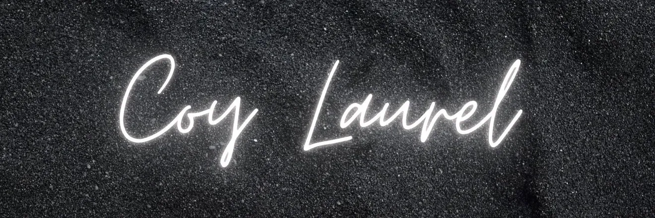 OnlyFans cuenta coylaurel header 2