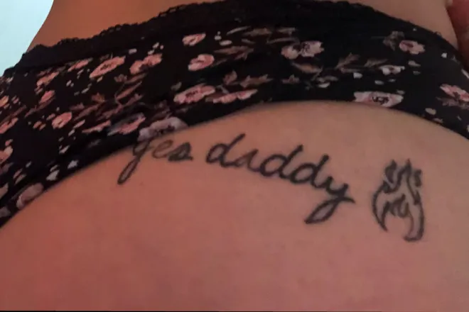 OnlyFans cuenta ash_dcl2 header 2