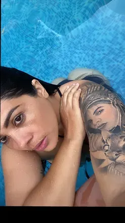 OnlyFans cuenta crislatina2021 avatar 1
