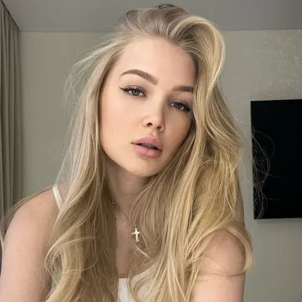 OnlyFans account  haileycherry avatar 1
