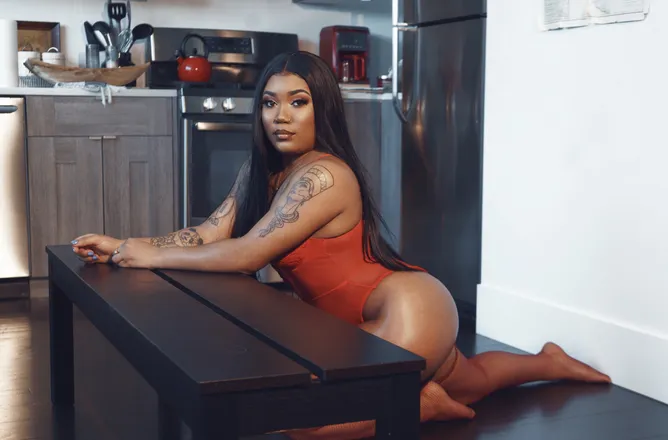 OnlyFans cuenta scorpion-queen header 2